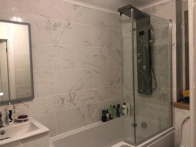 Beautiful Large Room In London Flat Esterno foto